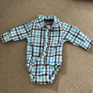 Osh kosh button down onesie 6 month